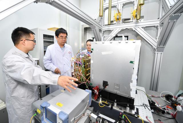 空間窄線寬激光實驗室 空間窄線寬激光實驗室